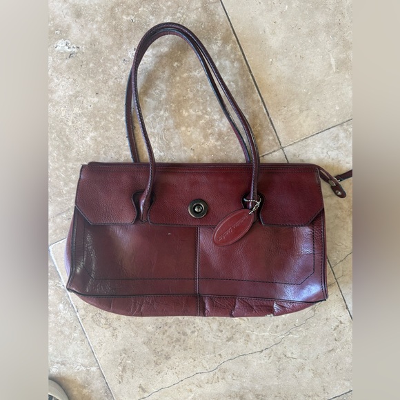 PELLE STUDIO ladies, genuine, leather tote, burgundy color, very good condition - Picture 7 of 16